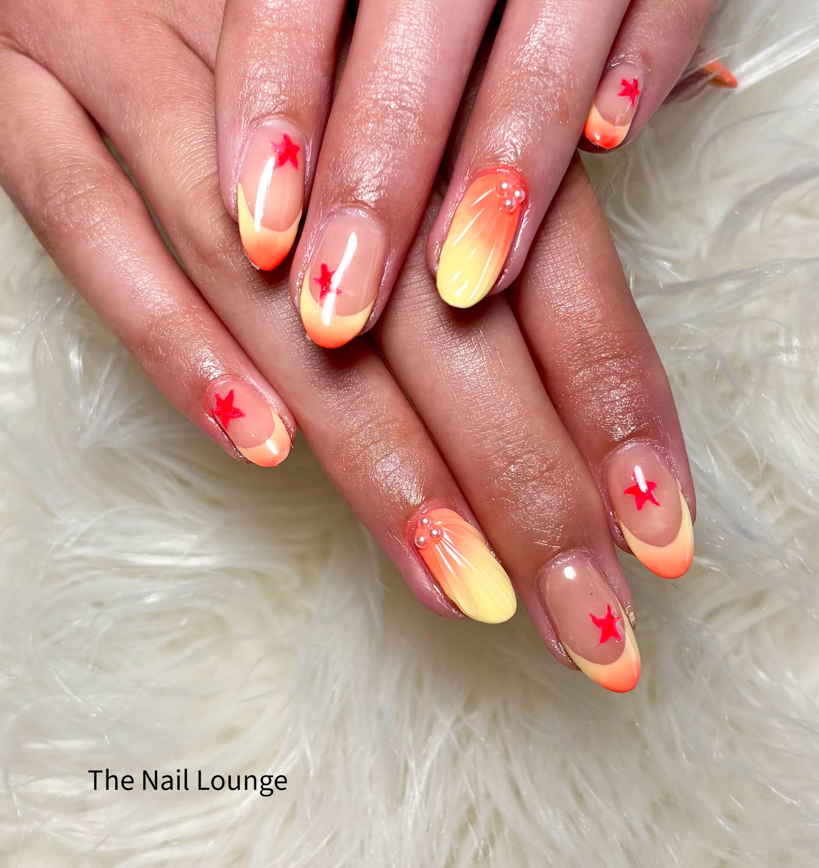 THE NAIL LOUNGE nail photo 1